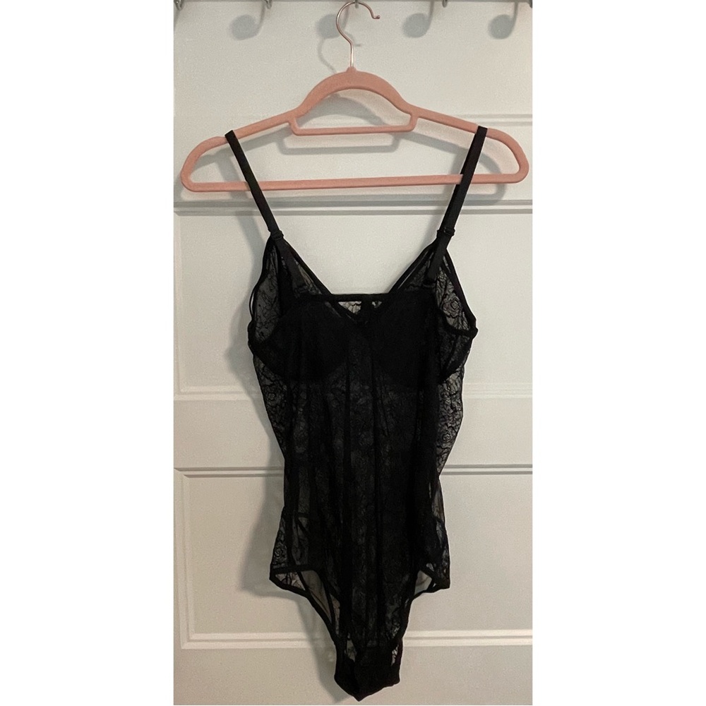 Torrid Elegant Black Lace Bodysuit NWT Sz 1 (14-16) - Picture 8 of 11